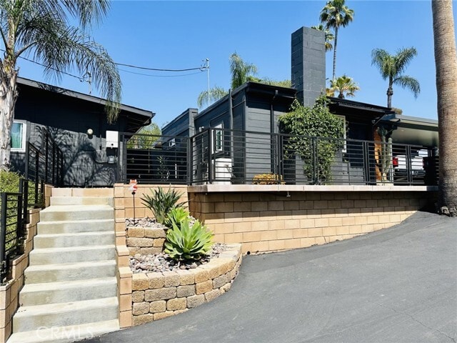 Building Photo - 31025 E Sunset Dr S