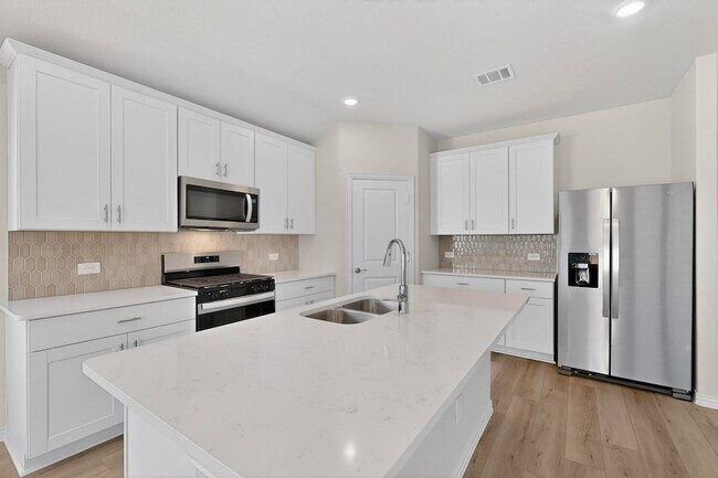 Building Photo - 504 Tidal Dr