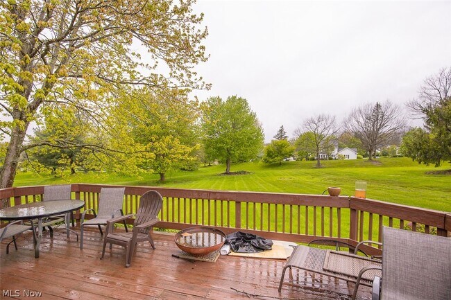 Building Photo - 7528 Lakedge Ct