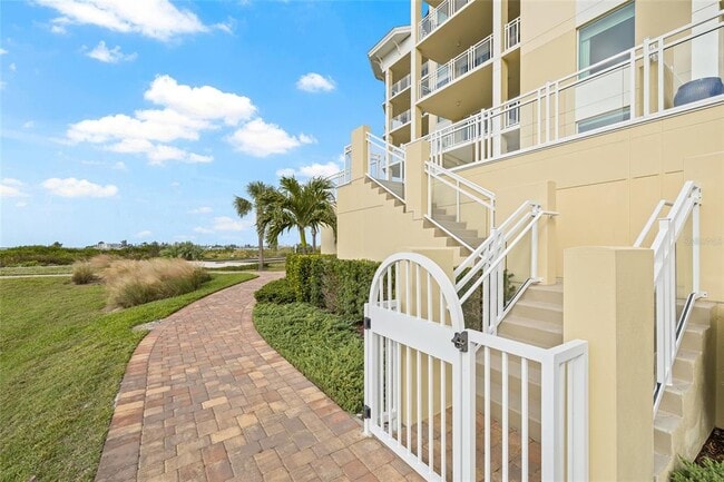 Building Photo - 795 Collany Rd