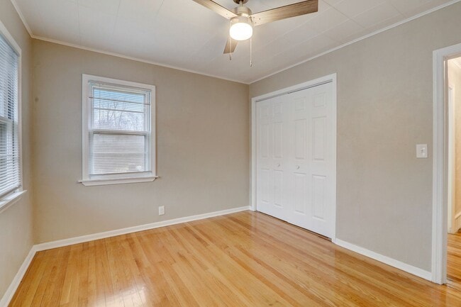 Building Photo - Charming 2BR/2BA Single Family Home!