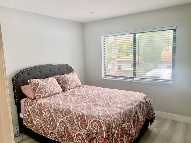 Building Photo - 821 N Victoria Park Rd