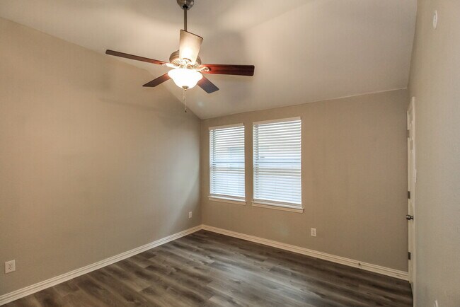 Building Photo - 1509 Nighthawk Dr
