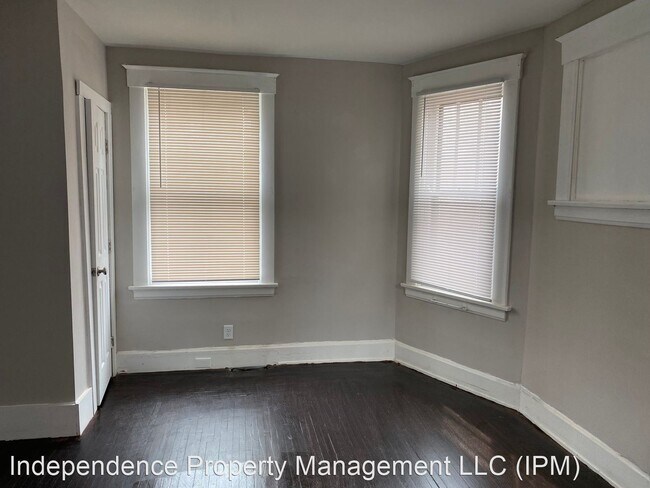 Building Photo - 3 br, 1 bath House - 22 Glen Este Pl,