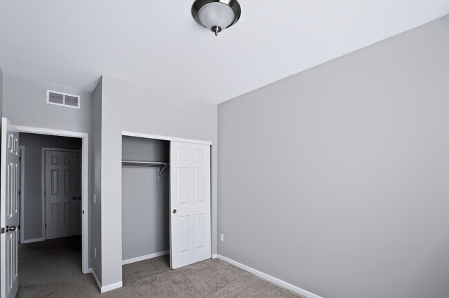Building Photo - 14700 E 104th Ave