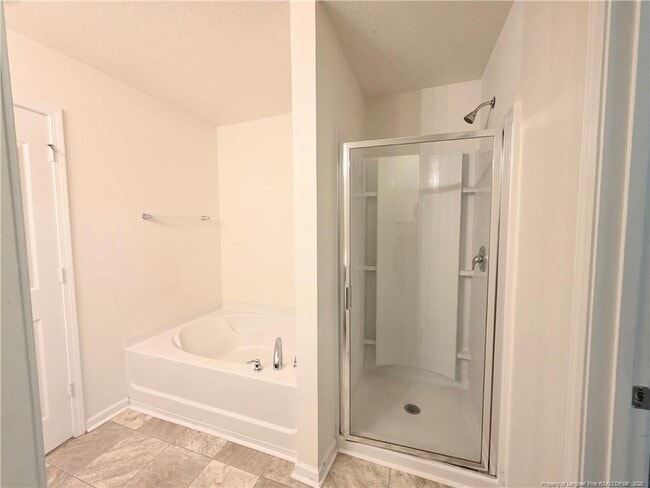 Building Photo - 331 Botanical Ct