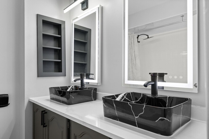 Master Bath -New custom stone-top vanities - 412 Egret Ln