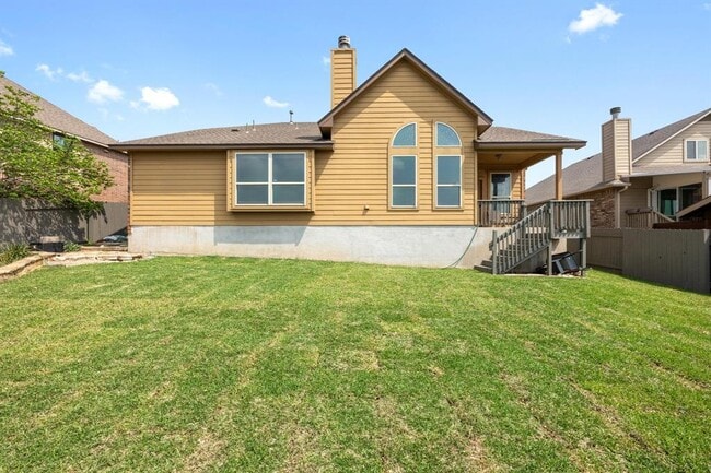 Building Photo - 687 Ledge Stone Dr