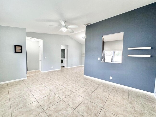 Building Photo - 104 Lakewood Dr