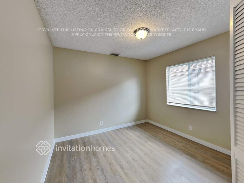 Building Photo - 1586 Mira Vista Cir