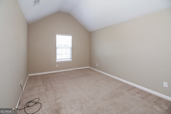 Building Photo - 719 Cherry Branch Cir
