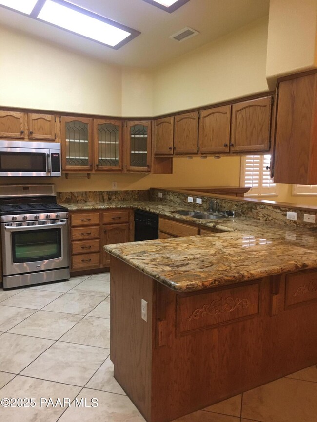 Building Photo - 4288 N Agua Fria Dr