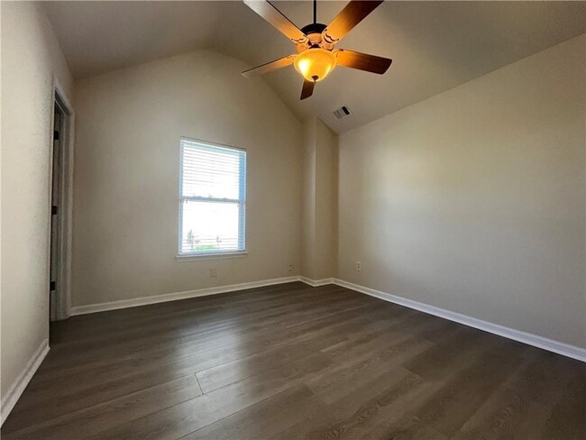 Building Photo - 420 Rockbass Rd