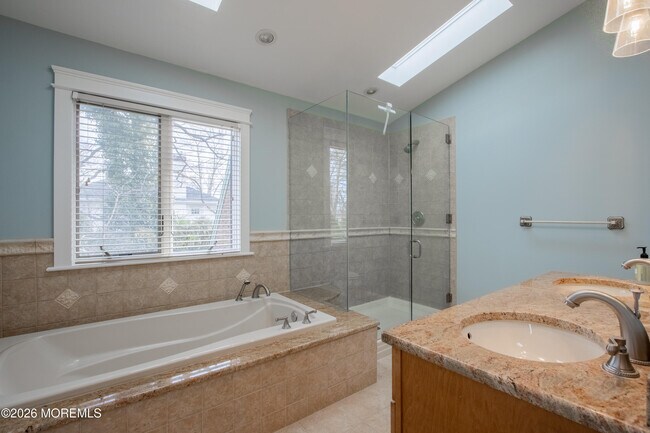 Building Photo - 3 Monmouth Ave