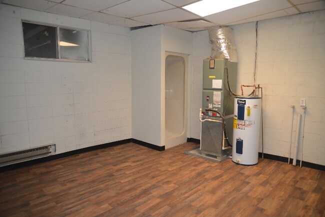 Building Photo - 2715 W Whitner St