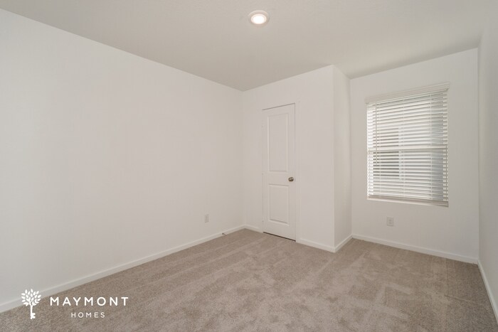 Building Photo - 554 Layne Overlook