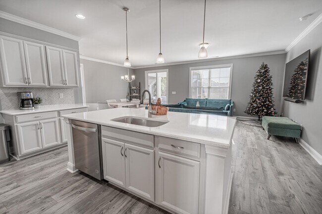 Building Photo - 2785 Stellar Loop