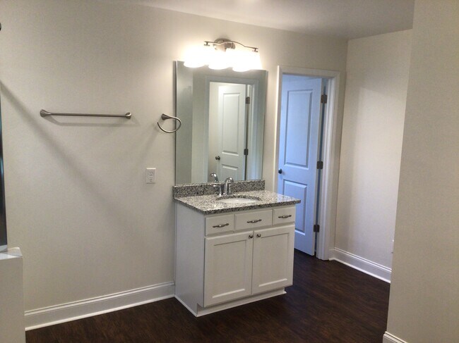 Building Photo - 132 McKelvey Pl