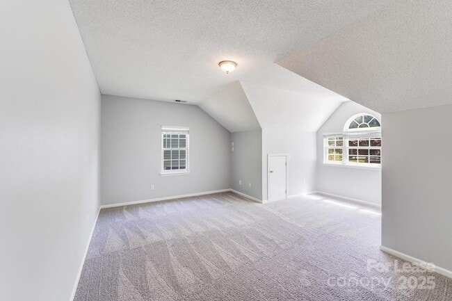 Building Photo - 16024 Kirsten Nicole Rd