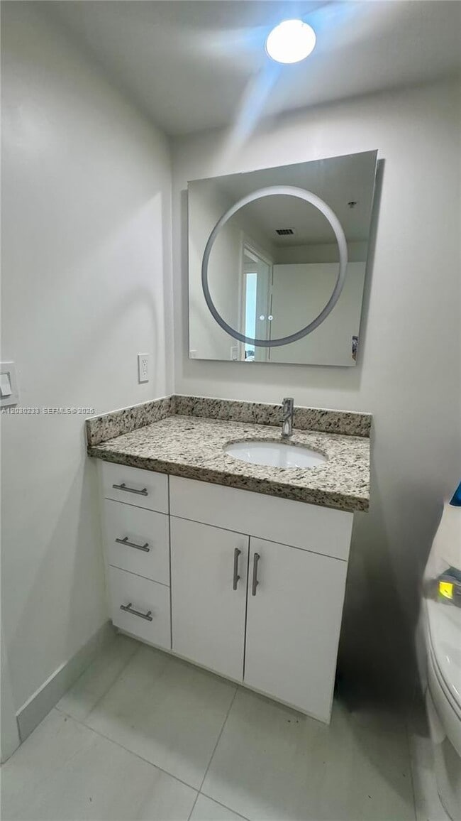 Building Photo - 335 S Biscayne Blvd