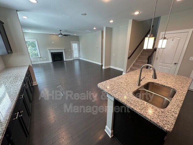 Building Photo - 850 Longleaf Pine Pl