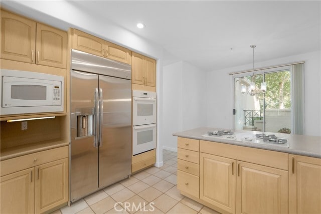 Building Photo - 9 Siena