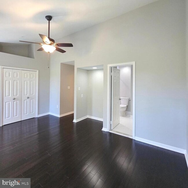 Building Photo - 7805 Sabre Ct