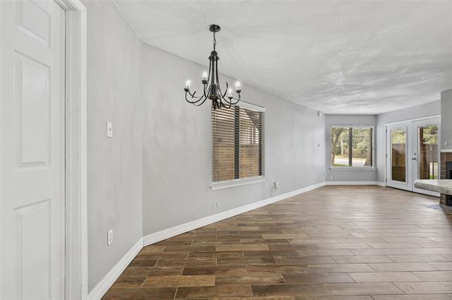 Building Photo - 2312 Balsam Dr
