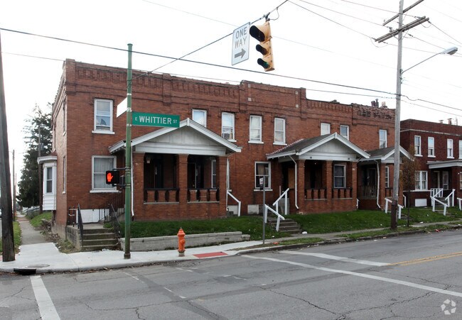 Primary Photo - 959-967 Whittier St