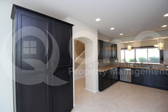 Building Photo - 4414 E Angela Dr