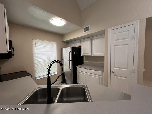 Building Photo - 13700 Richmond Park Dr N
