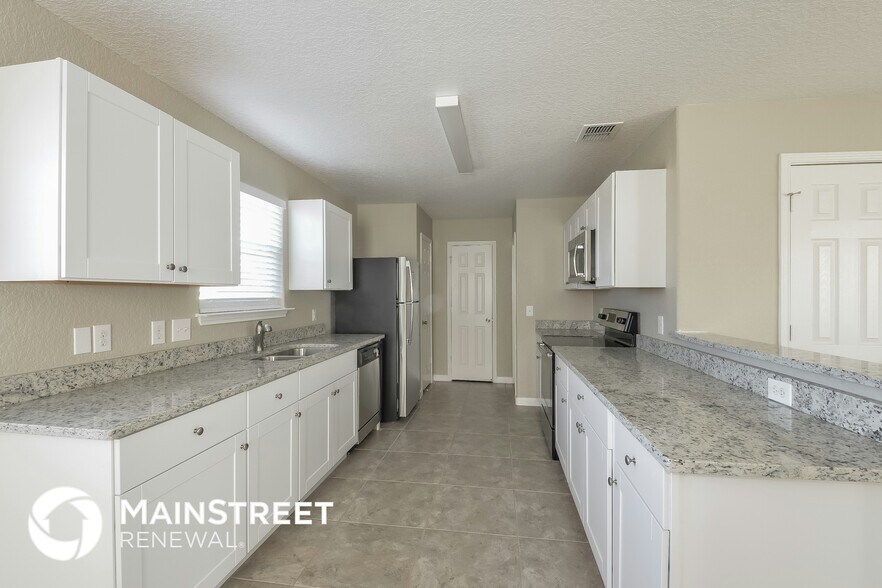 Building Photo - 11487 Coral Canyon