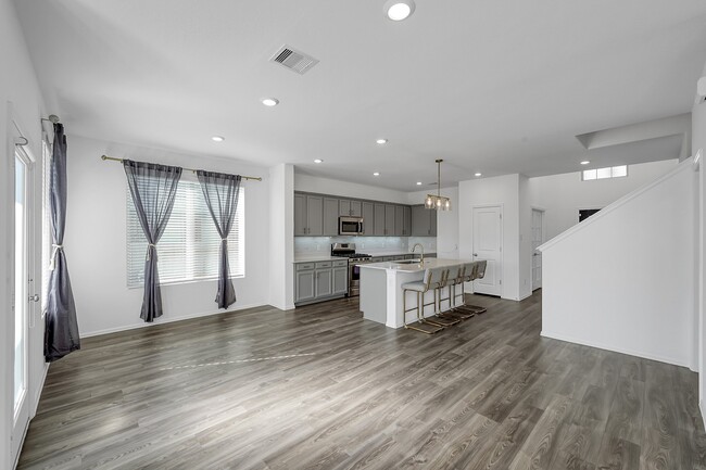 Building Photo - 19017 Sonora Chase Dr