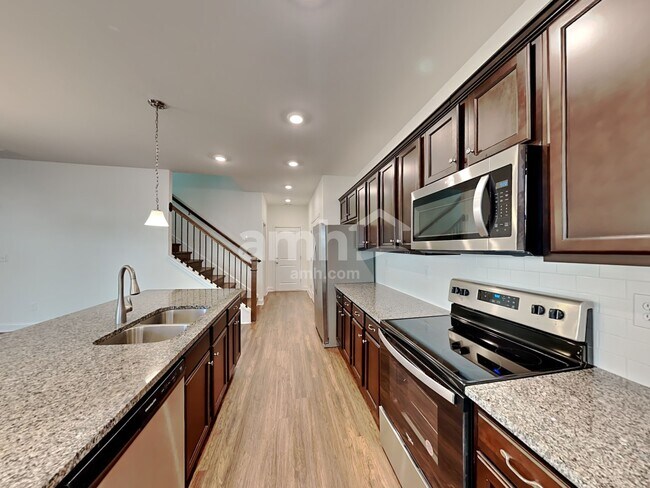 Building Photo - 141 GA-141