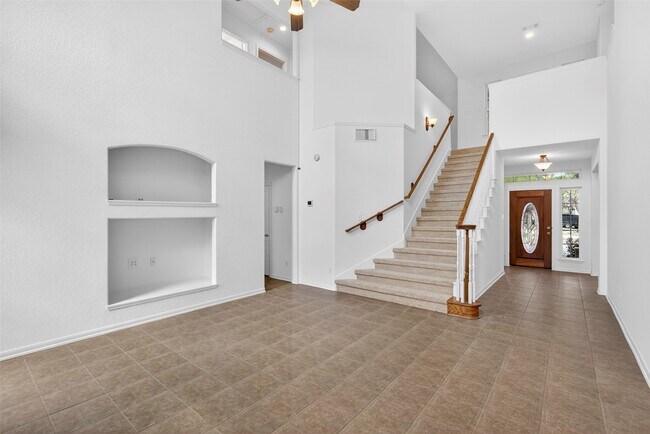 Building Photo - 3031 Reindeer Run