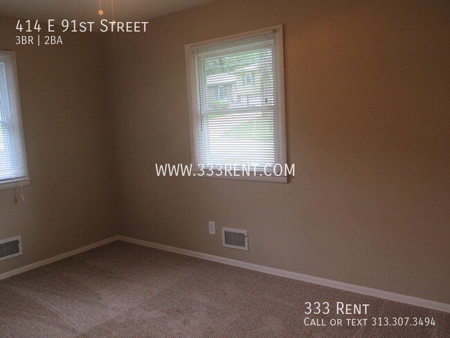 Building Photo - 414 E 91st St