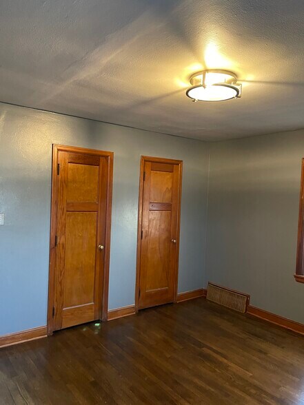 Building Photo - 4834 N 76th St