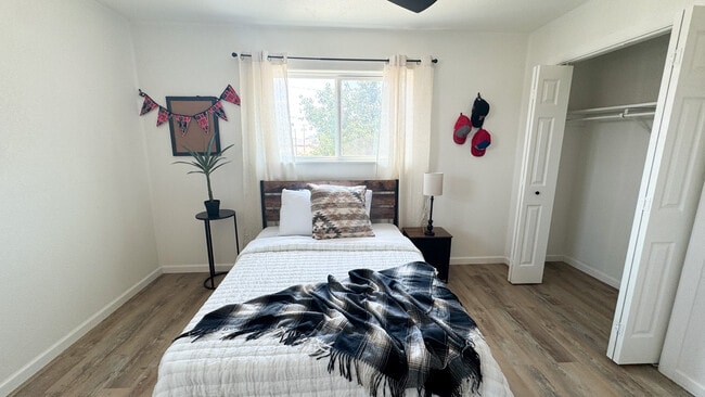 Building Photo - The Graduate Apartments