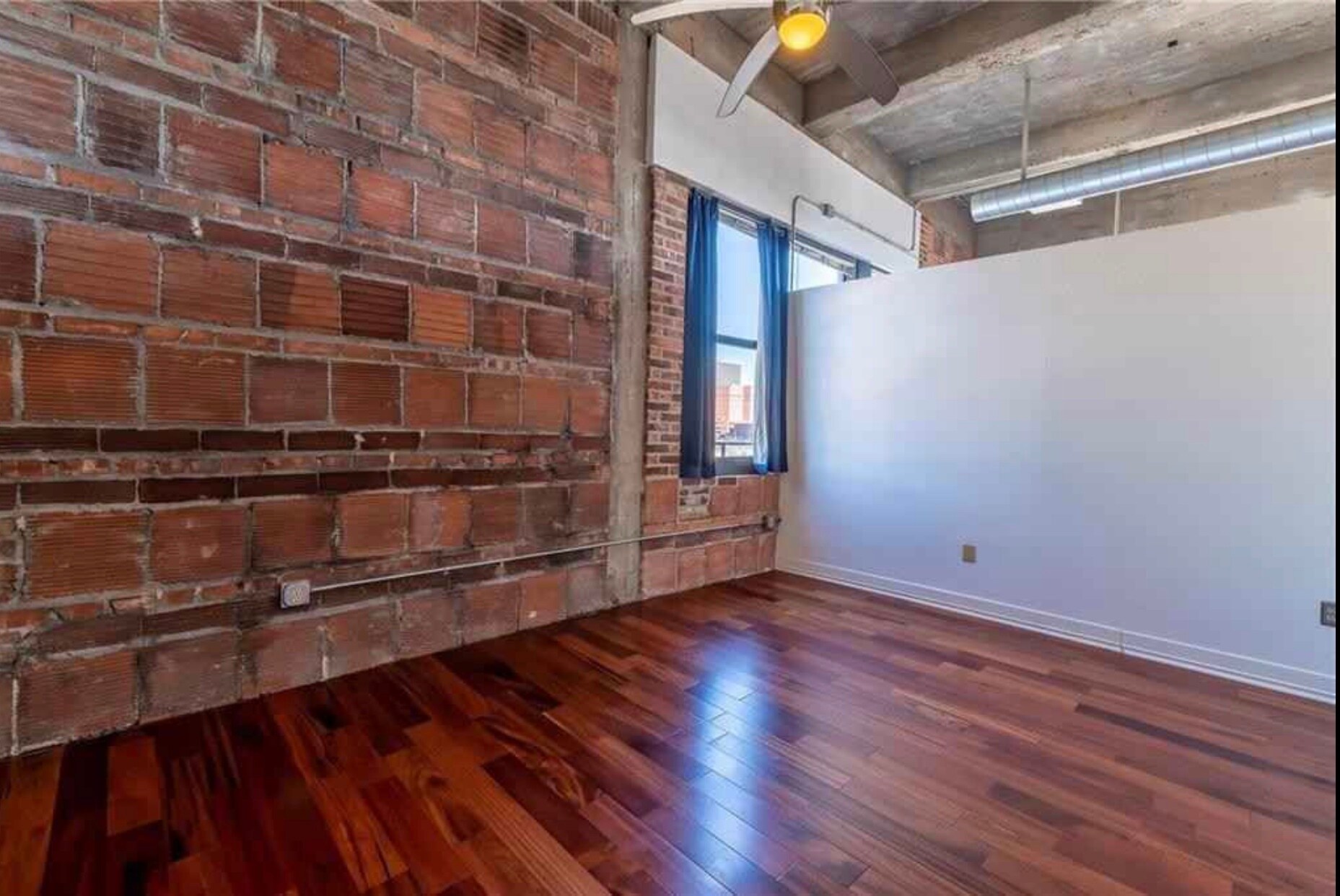 Building Photo - 1535 Walnut St Unit 701