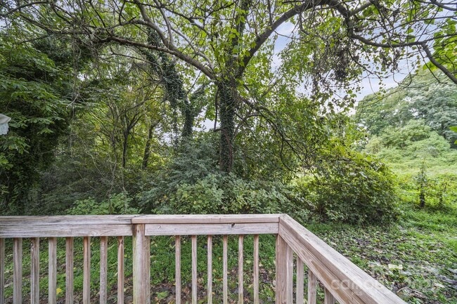 Building Photo - 2621 Druid Hls Wy