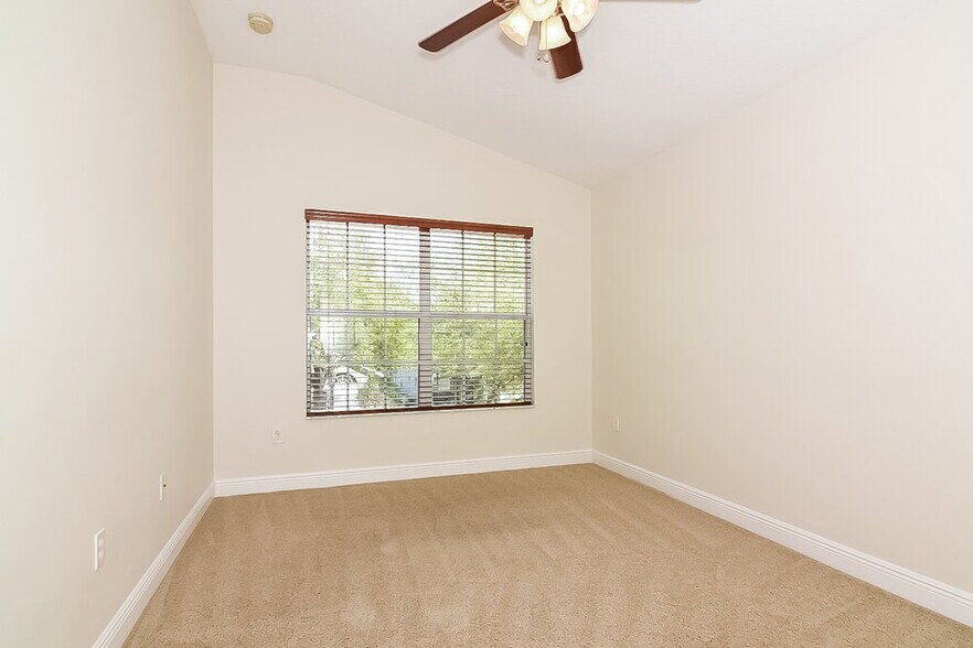 Building Photo - 209 Fern Gulley Dr
