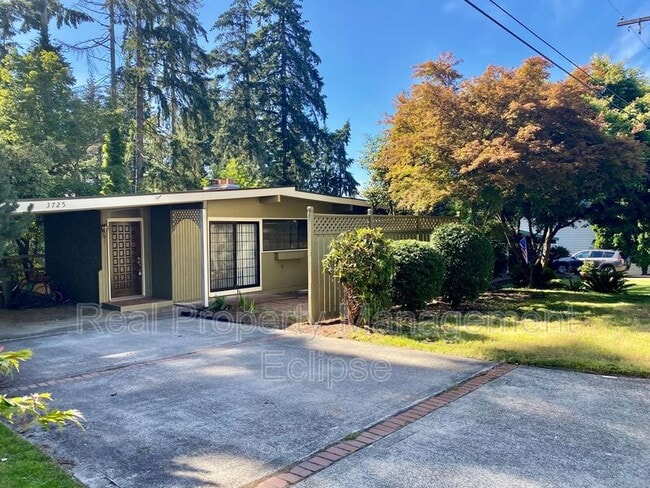 Primary Photo - 3725 135th Ave SE