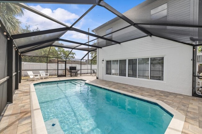 Building Photo - 7318 S Kissimmee St