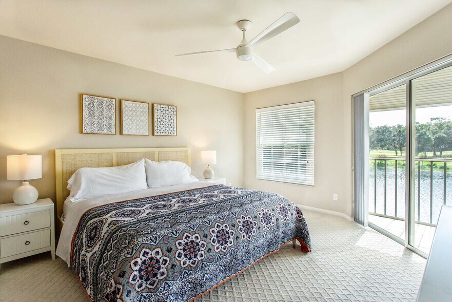 Building Photo - 6240 Bellerive Ave