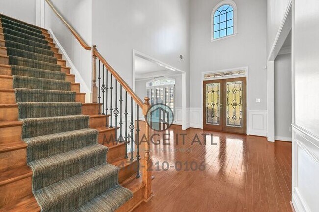 Building Photo - Fabulous 5-bedroom house with modern ameni...