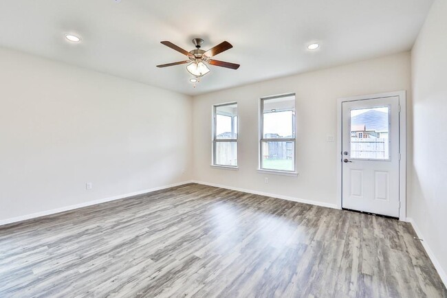 Building Photo - 247 Sintra Lk Wy