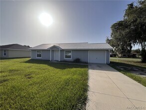 Building Photo - 2223 CR 445