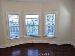 Building Photo - 234 W 4th St