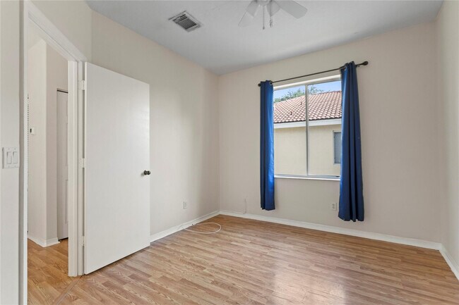 Building Photo - 2215 NW 76th Terrace