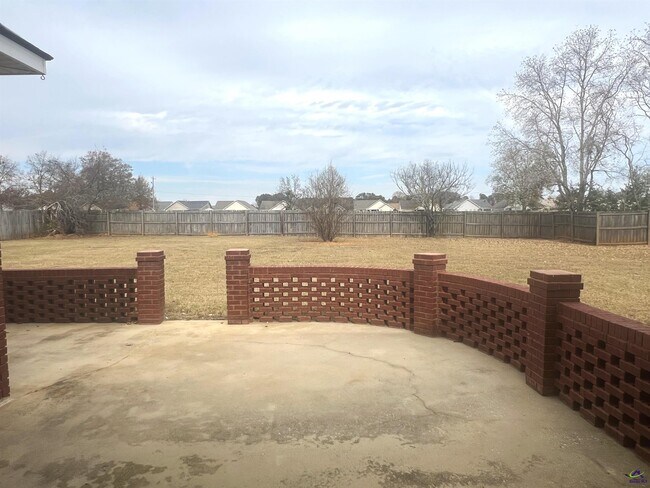 Building Photo - 104 Prestige Dr